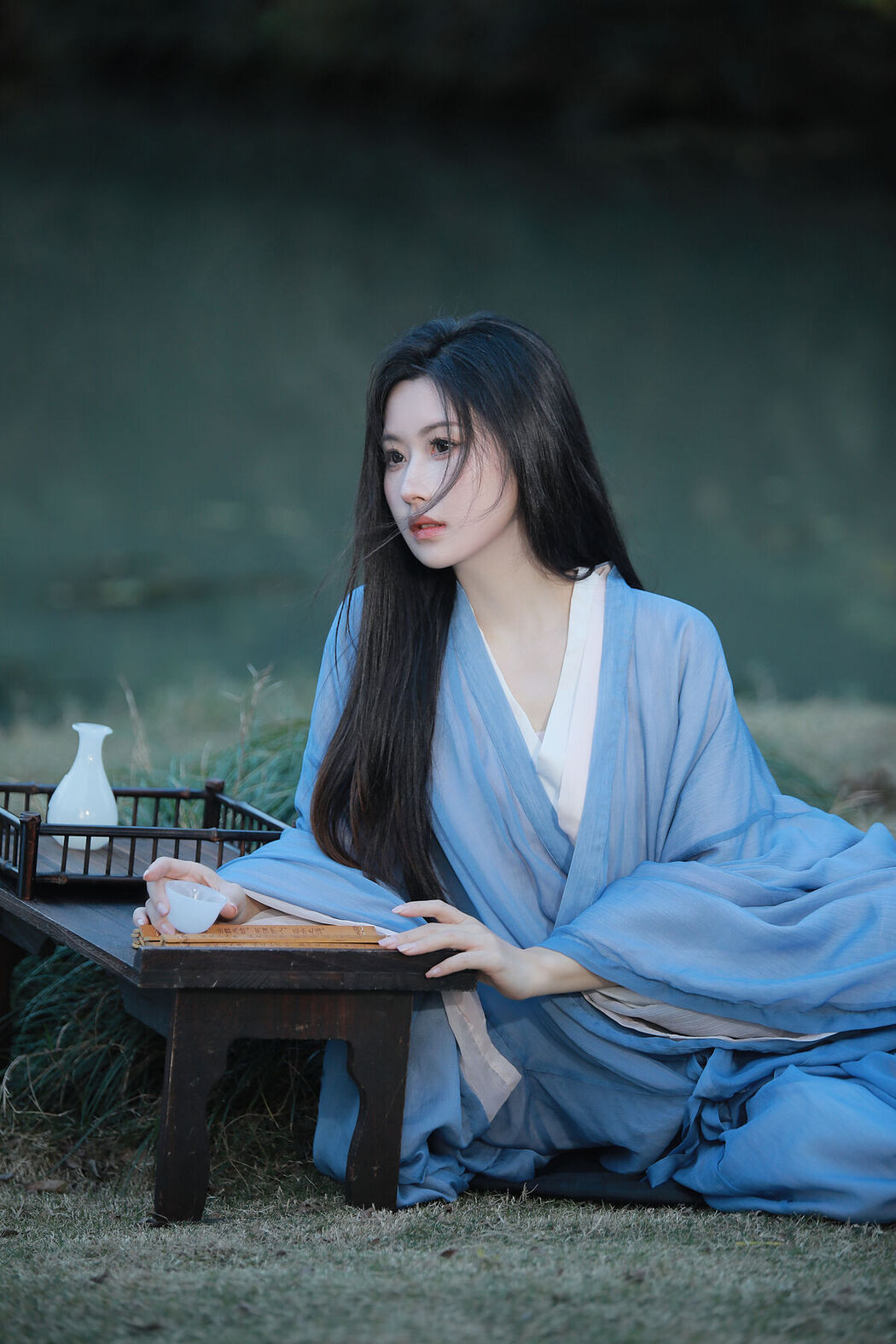 YiTuYu艺图语 Vol.8432 keikei白茶清欢 (23P)