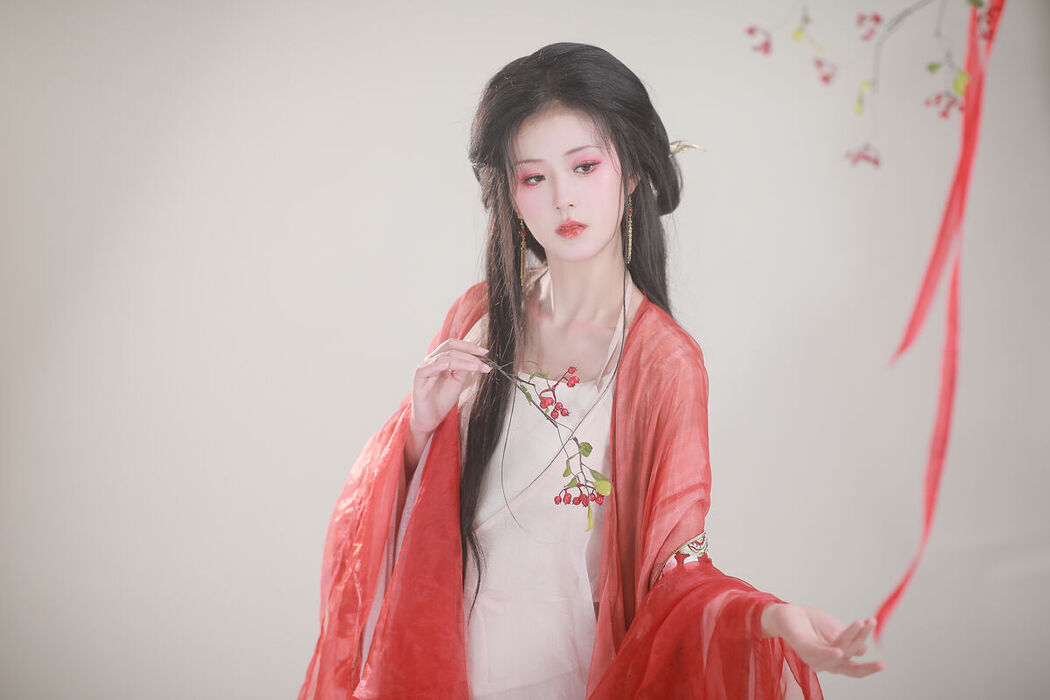 YiTuYu艺图语 Vol.8436 阿初 (23P)