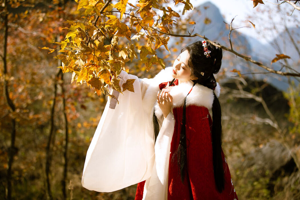 YiTuYu艺图语 Vol.8439 佚名 (27P)