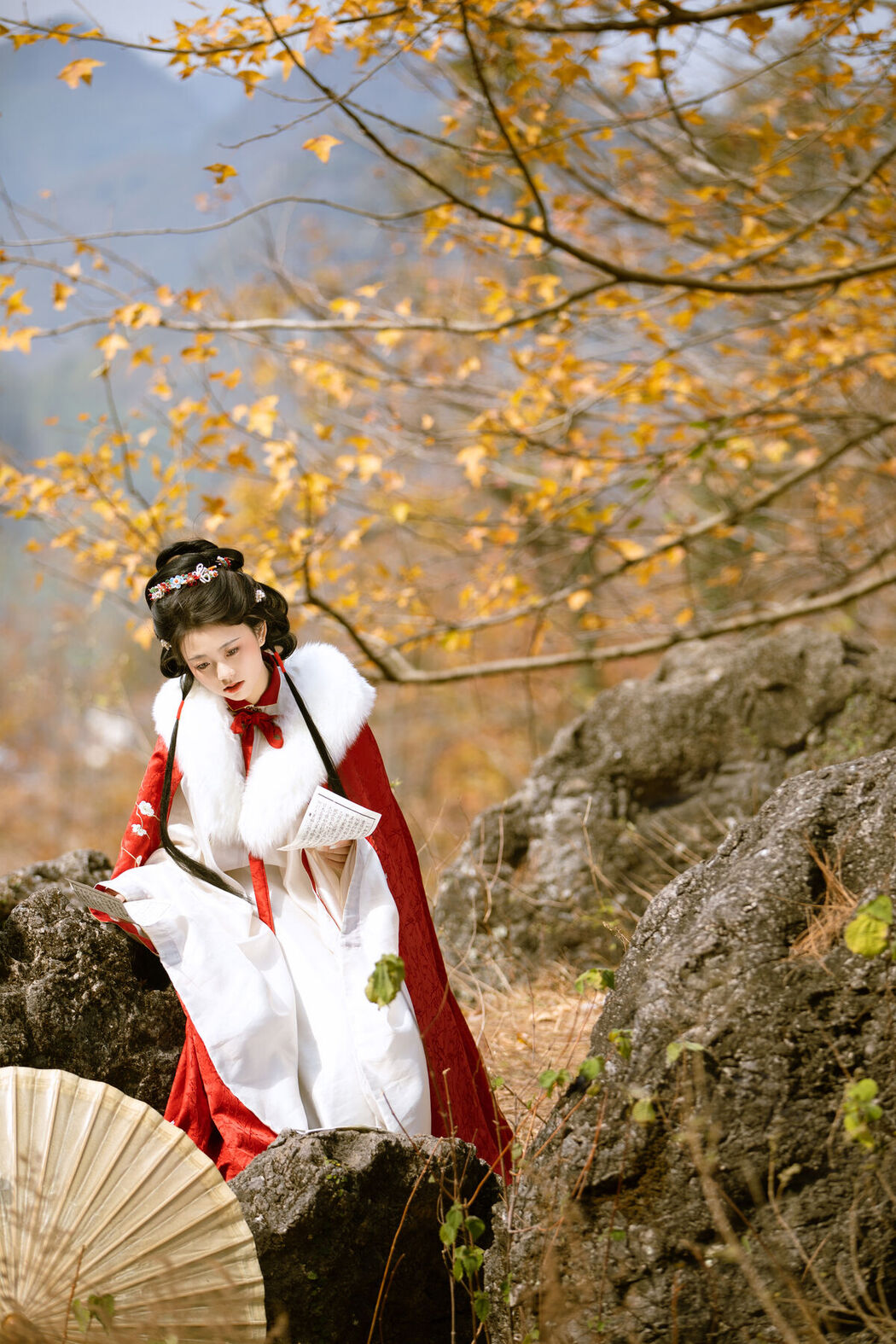 YiTuYu艺图语 Vol.8439 佚名 (27P)