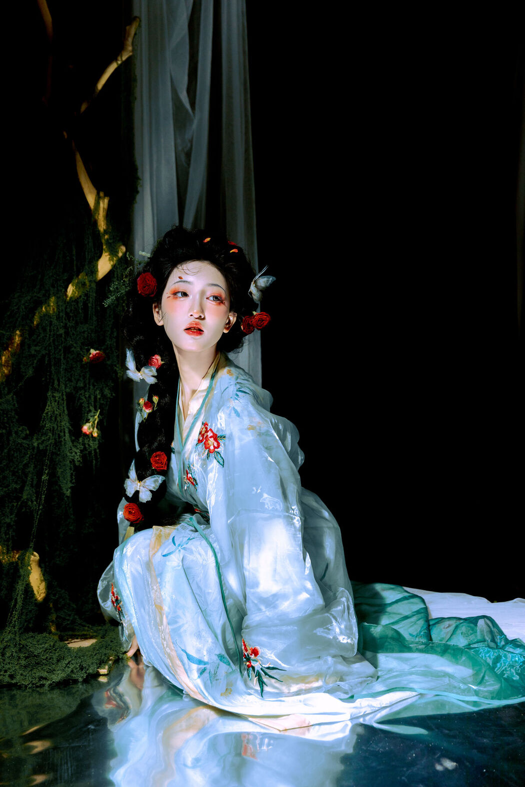 YiTuYu艺图语 Vol.8455 冷酷王爷 (24P)