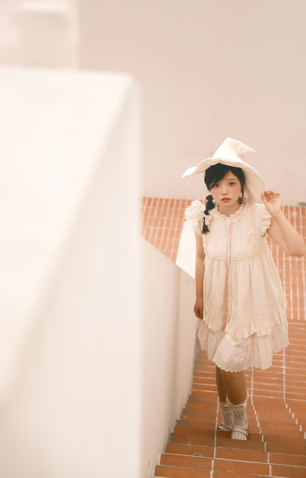 YiTuYu艺图语 Vol.8438 贝贝bu睡觉 (27P)