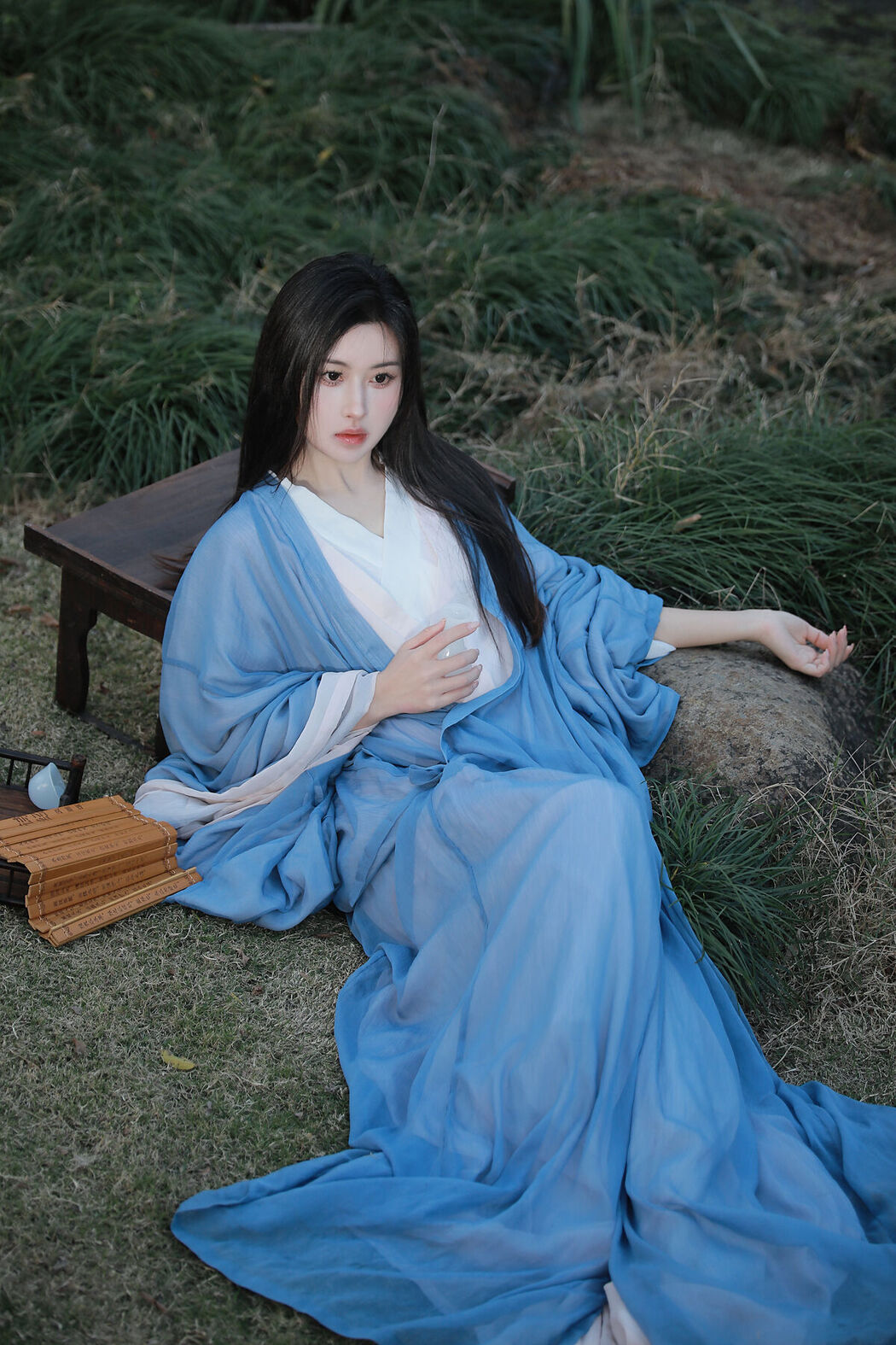 YiTuYu艺图语 Vol.8432 keikei白茶清欢 (23P)