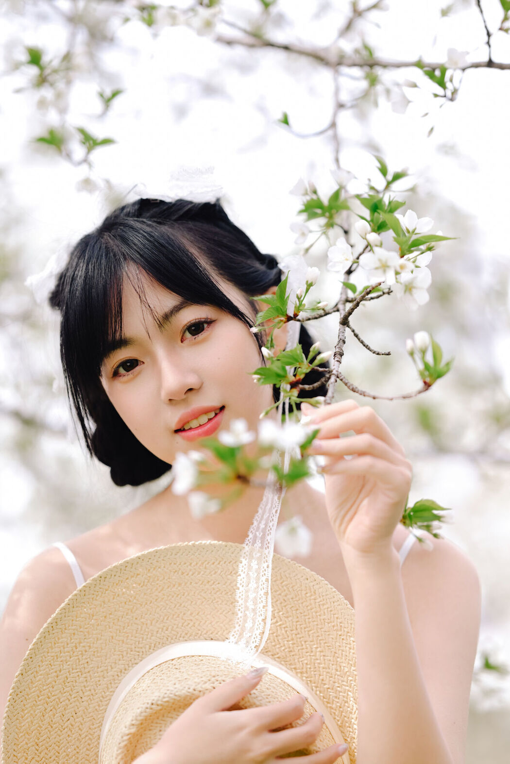 YiTuYu艺图语 Vol.8437 佚名 (26P)