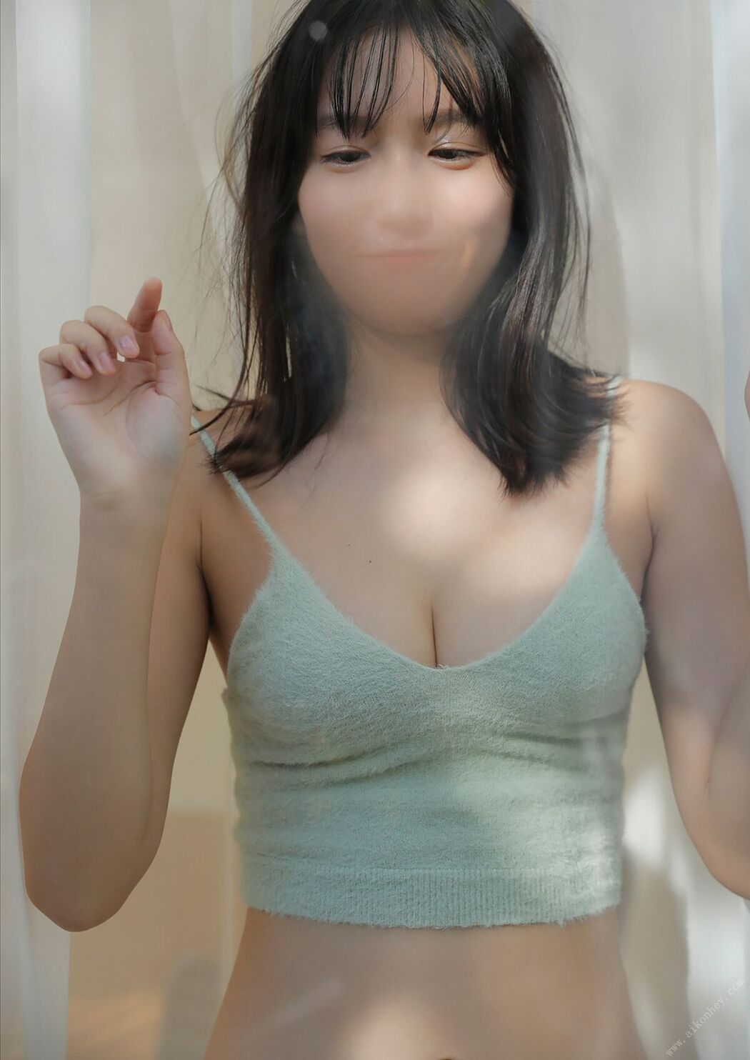 JP Shida Nene 志田音々 – スピ/サン グラビアフォトブック ねねまる日和 (41P)