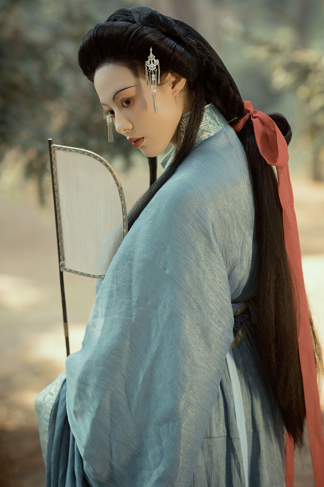 YiTuYu艺图语 Vol.8467 晚庭 (42P) Cover Photo