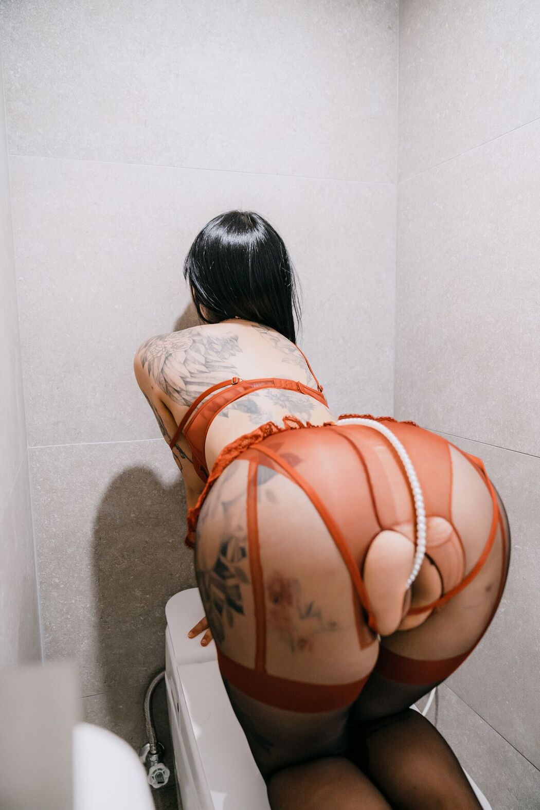 Jeon Bo-Yeon 전보연 – Toilet Girl Part1