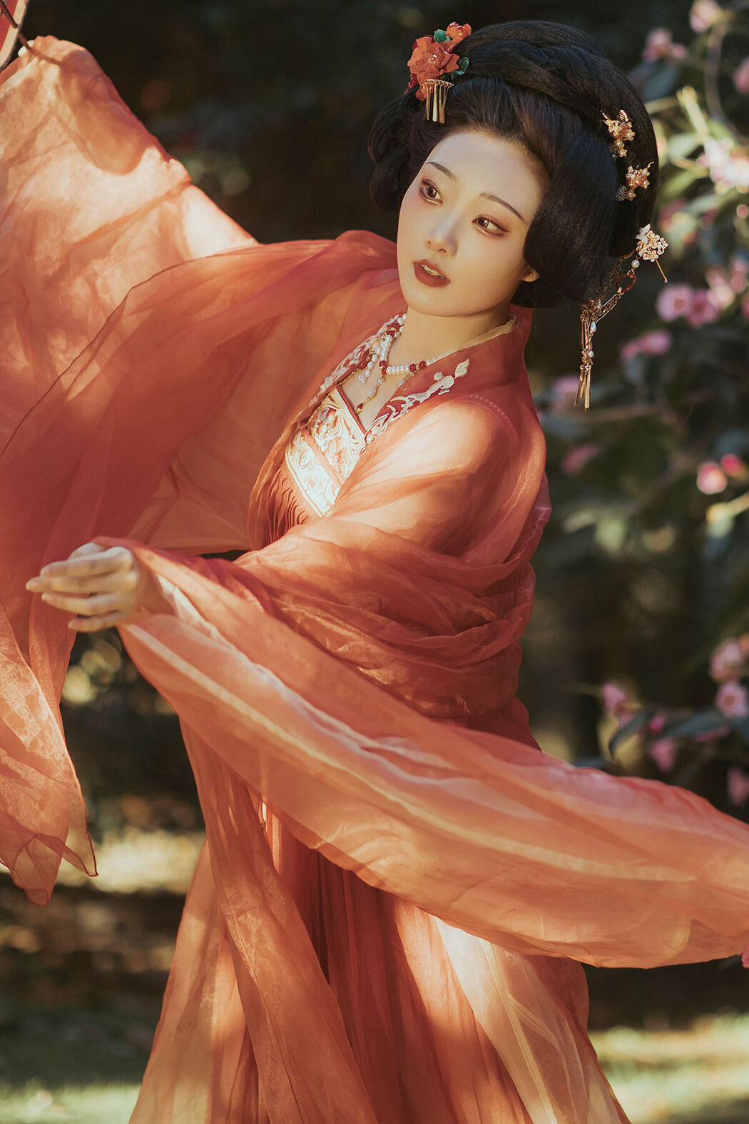YiTuYu艺图语 Vol.8481 两斤锅包哟 (21P) Cover Photo