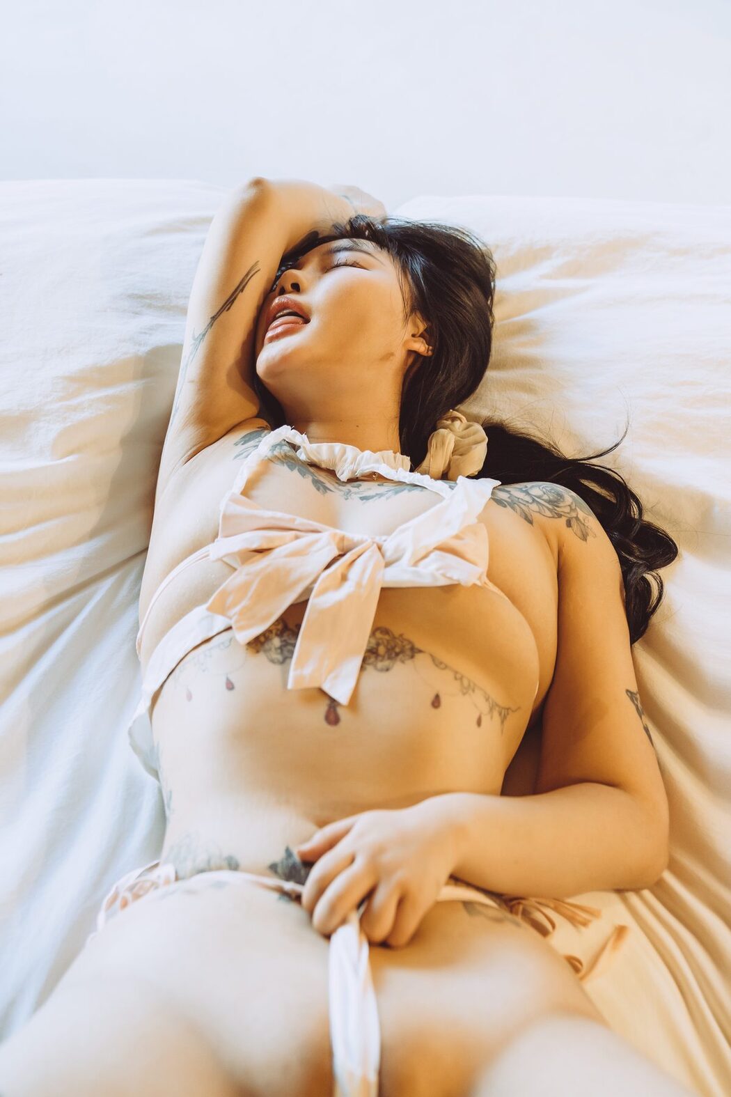 Jeon Bo-Yeon 전보연 – T Pants