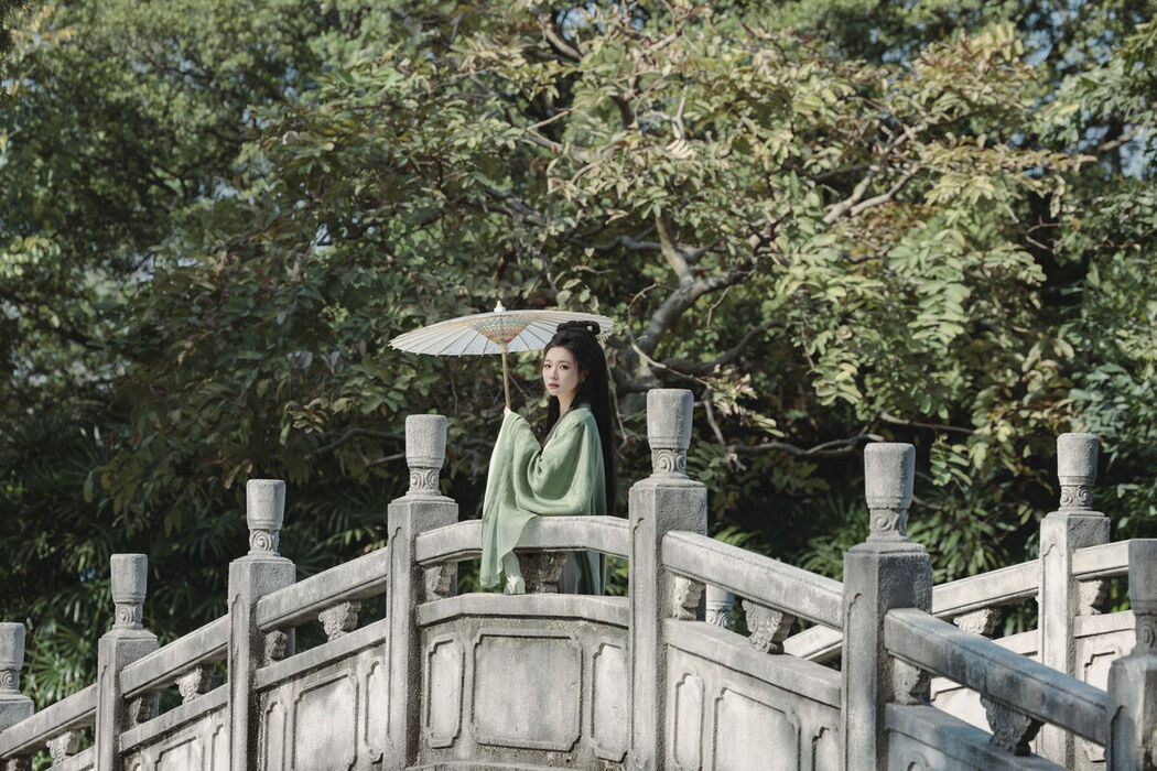 YiTuYu艺图语 Vol.8473 失眠面包蟹 (31P)