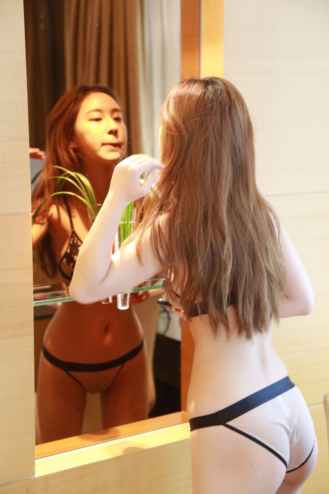XR Uncensored Qiao Yi Lin 乔依琳 – R18 秀人网模特 你的专属快乐 Part01 (68P – 3V)