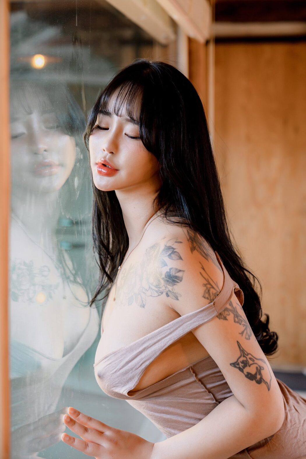 Jeon Bo-Yeon 전보연 – T Pants