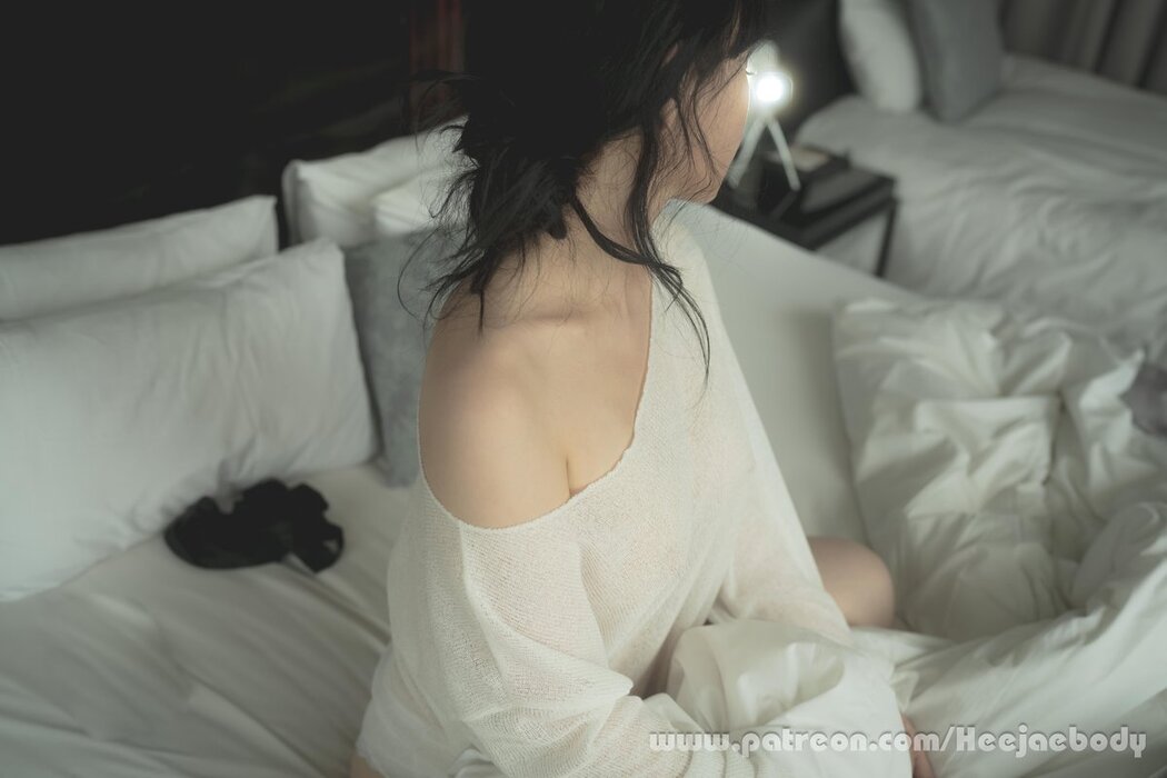 Heejae – Sweet Room With Heejae