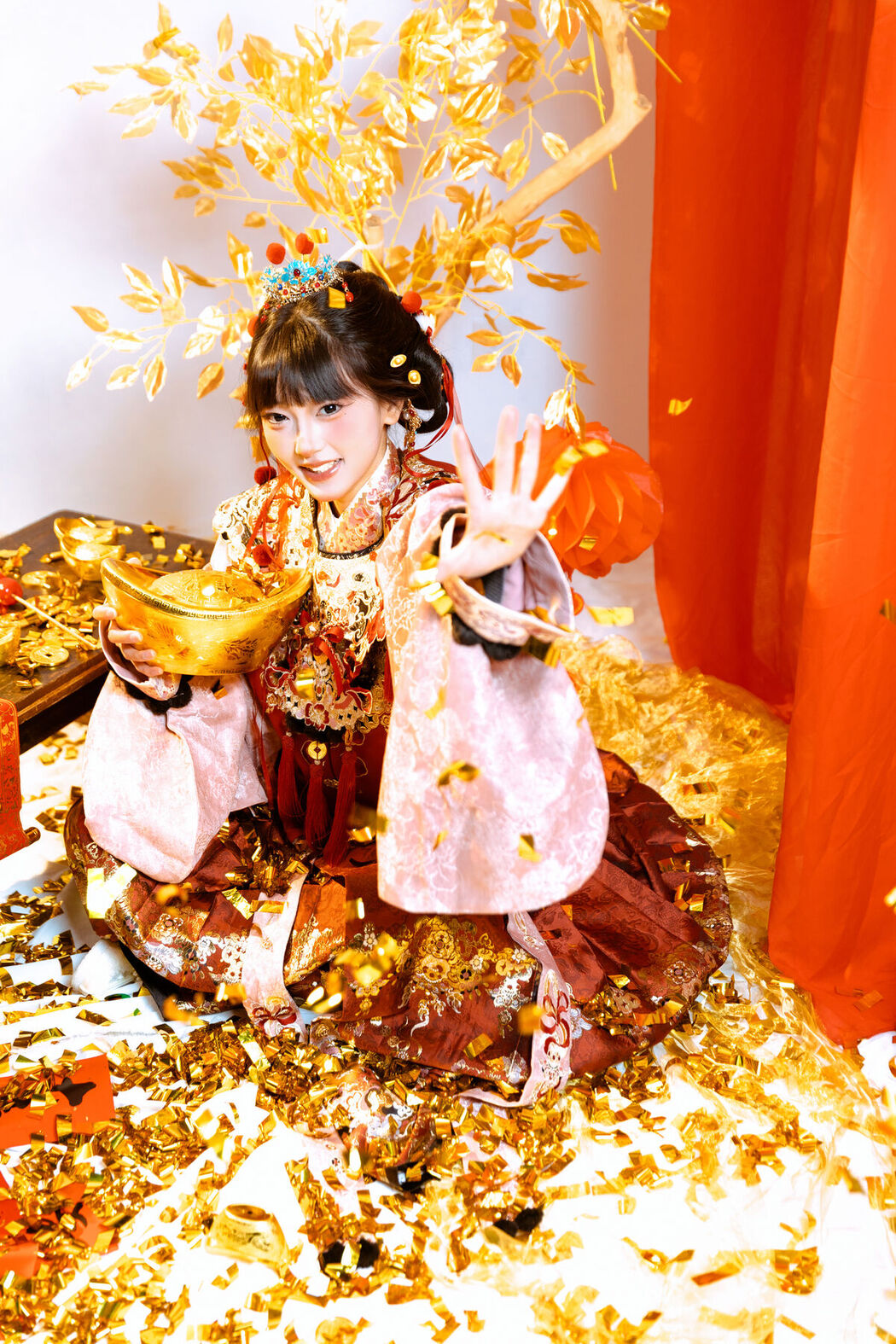 YiTuYu艺图语 Vol.8472 冷酷王爷 (24P)