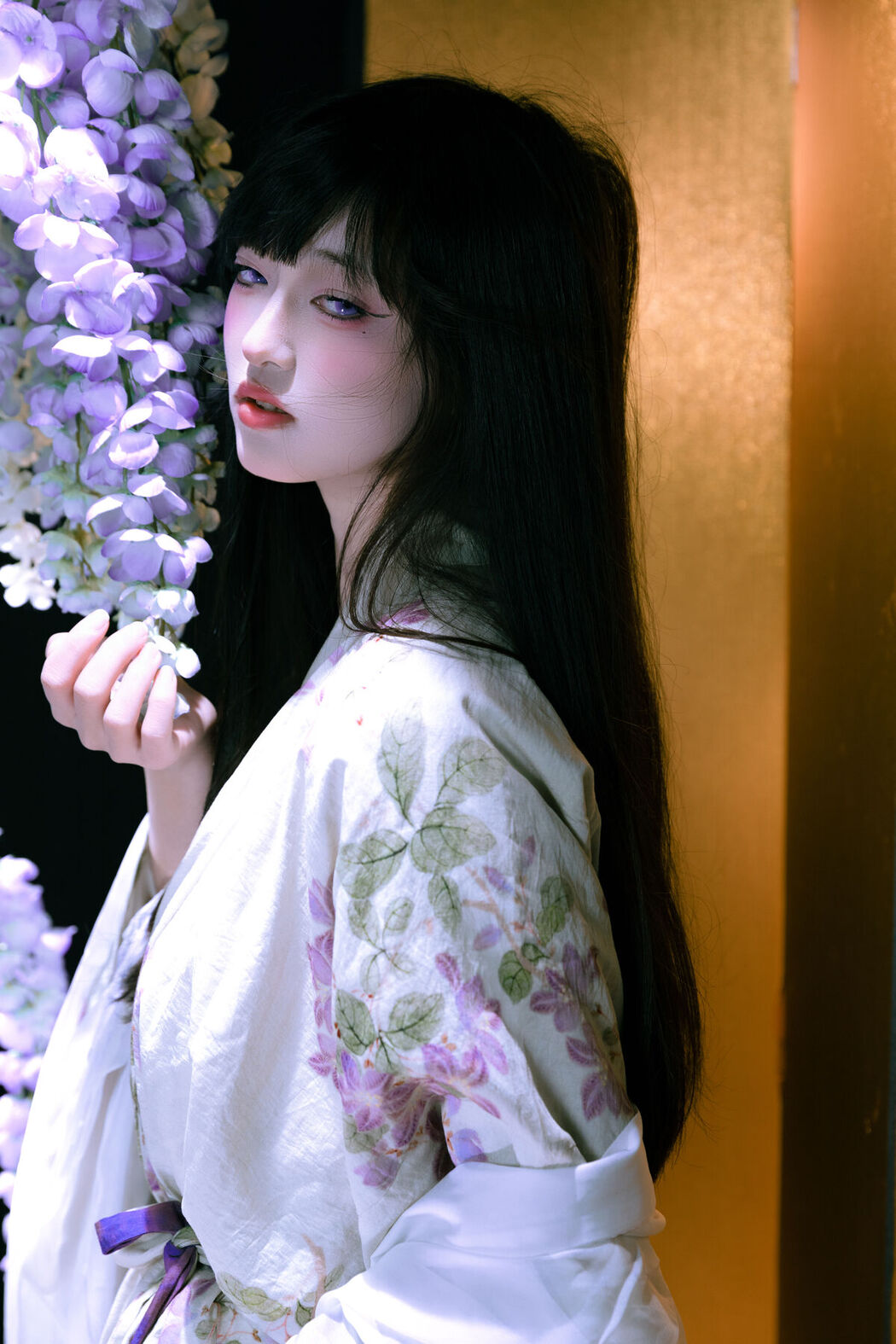 YiTuYu艺图语 Vol.8483 冷酷王爷 (25P)