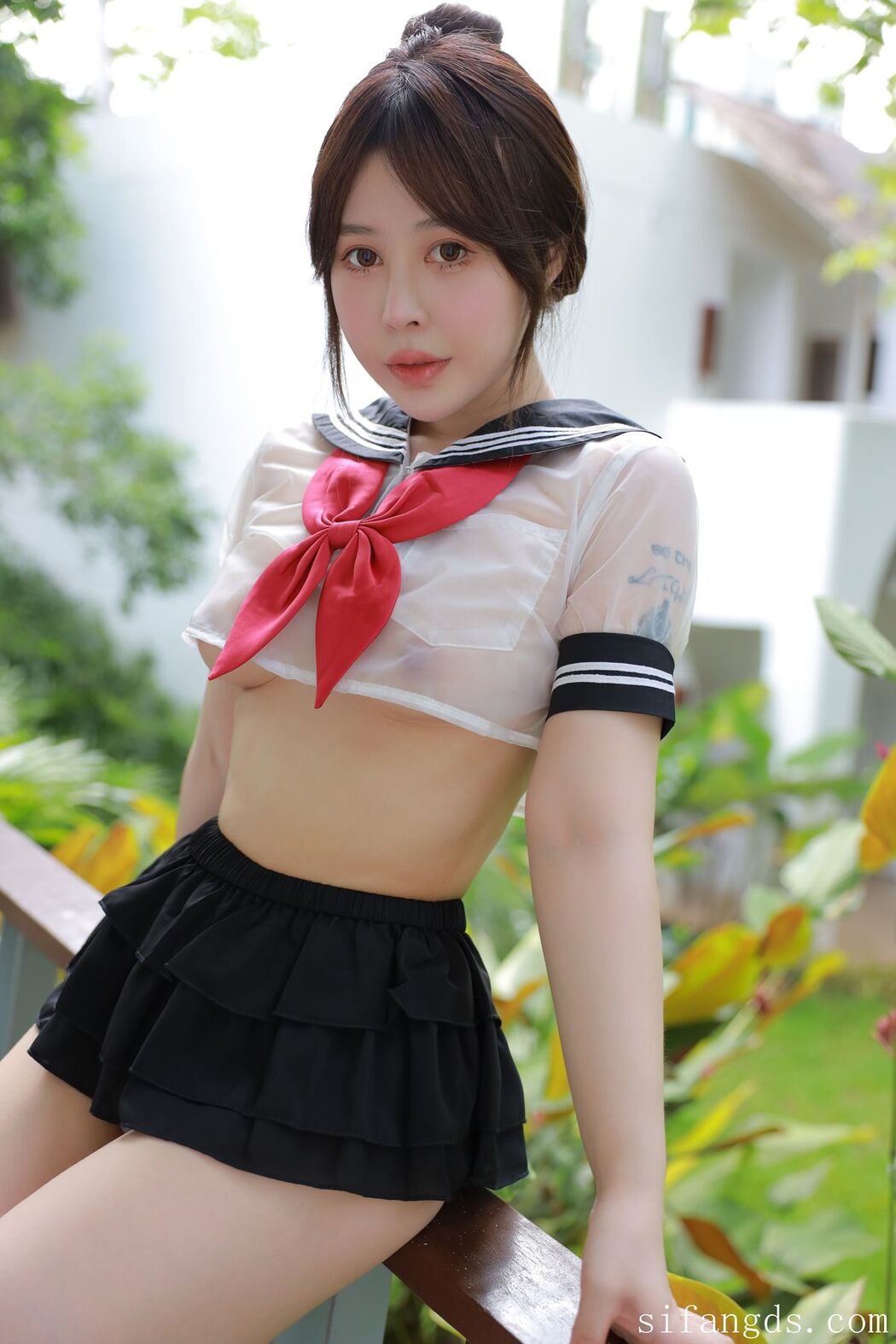 XR Uncensored Evelyn Ai Li Evelyn艾莉 &#8211; R18 秀人网模特 透明JK (70P)