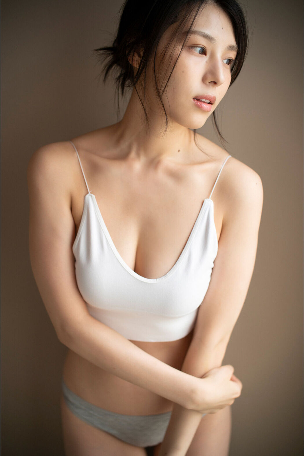 JP Iori Sagara 相樂伊織 – 彼女は美バスト (86P)