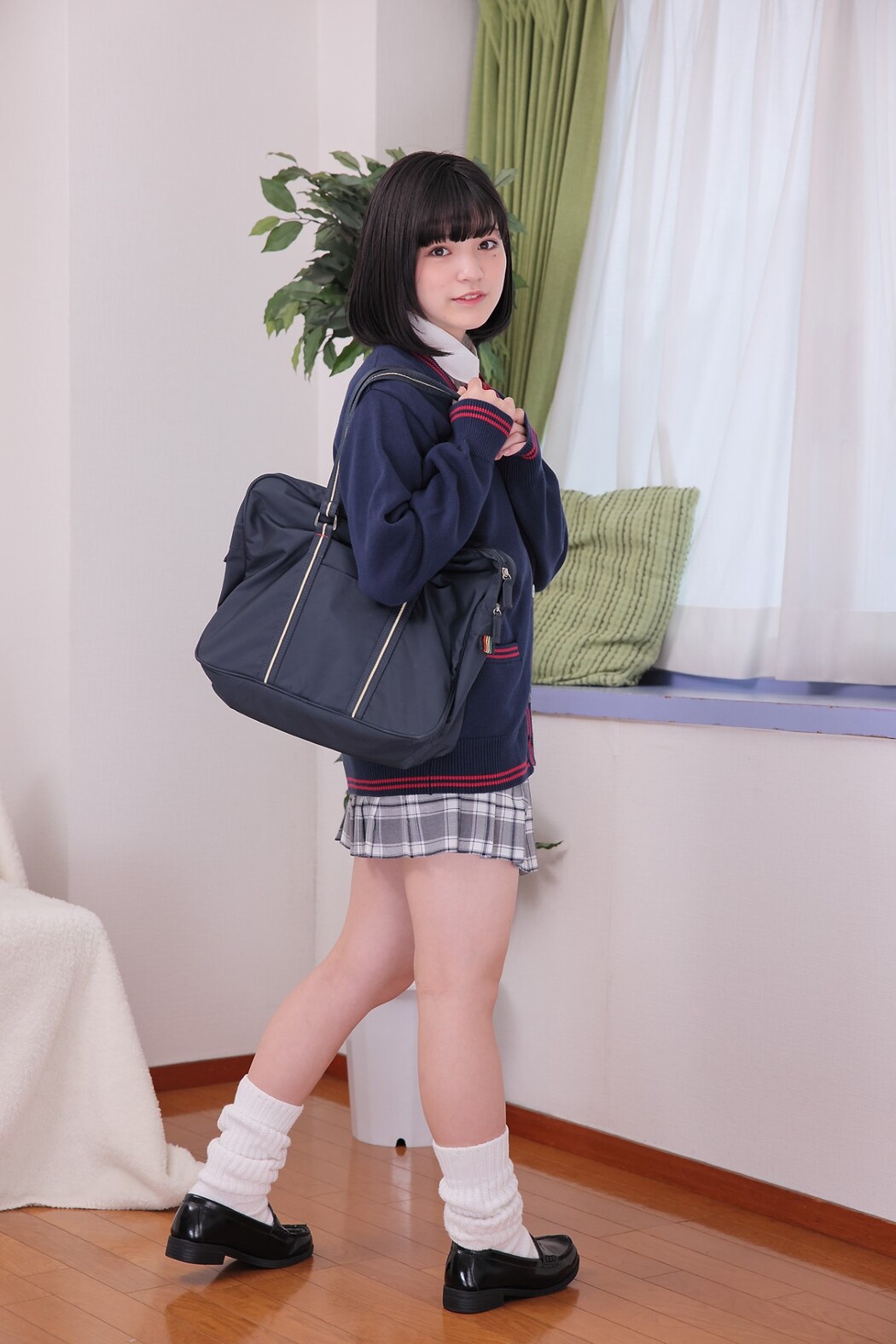 Minisuka.tv 2022-12-01 Hinako Tamaki 玉城ひなこ Regular Gallery 13.1