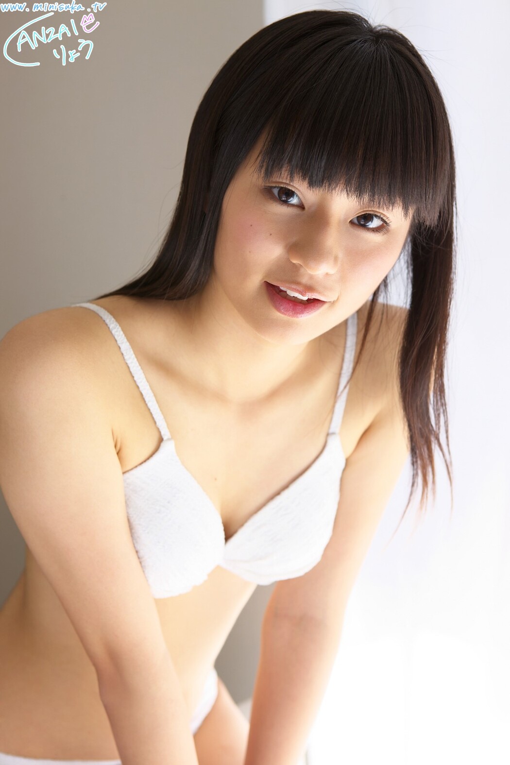 Minisuka.tv Ryo Anzai – Regular Gallery 01