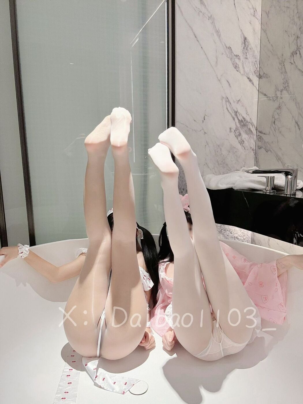 Coser@一枚呆呆 &#8211; 极品萝莉 (90P &#8211; 81V)