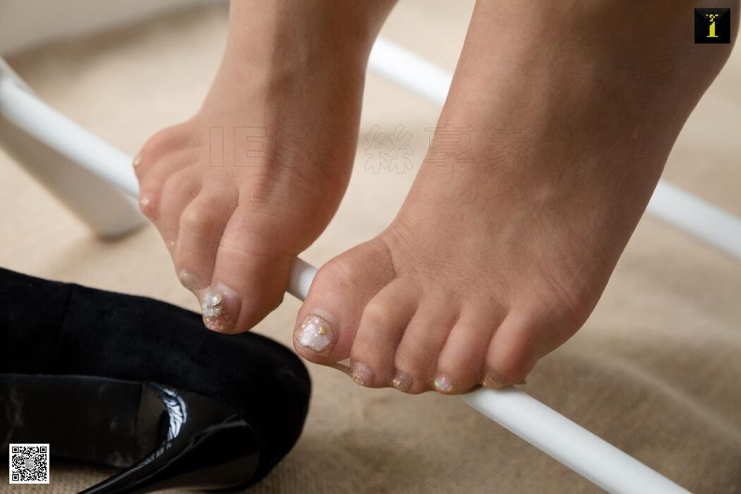 IESS异思趣向 No.544 Ke Le