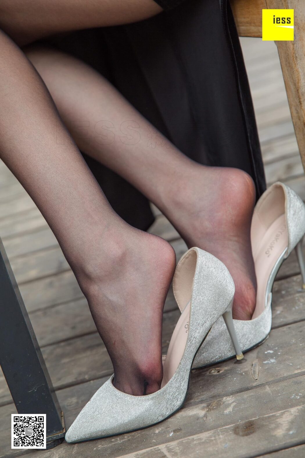 IESS异思趣向 SXJ.416 Yun Zhi