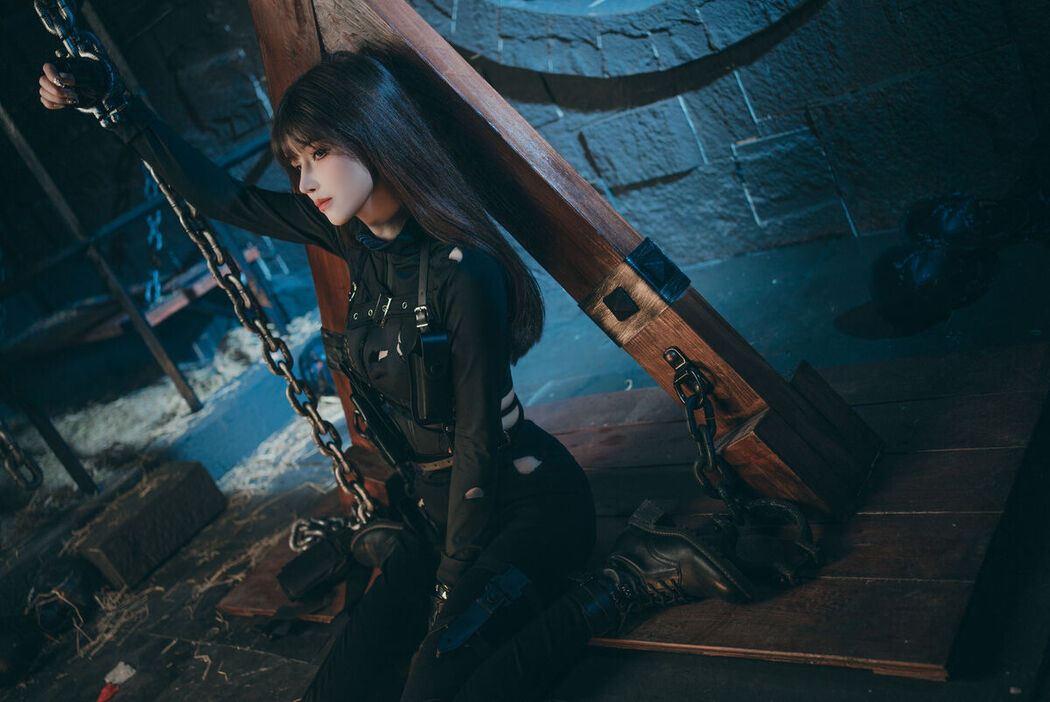 Coser@鹿八岁 &#8211; 特工的堕落 后篇 Part01 (56P &#8211; 1V)