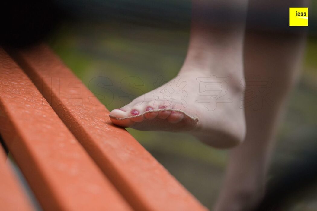 IESS异思趣向 SXJ.410 Yun Zhi