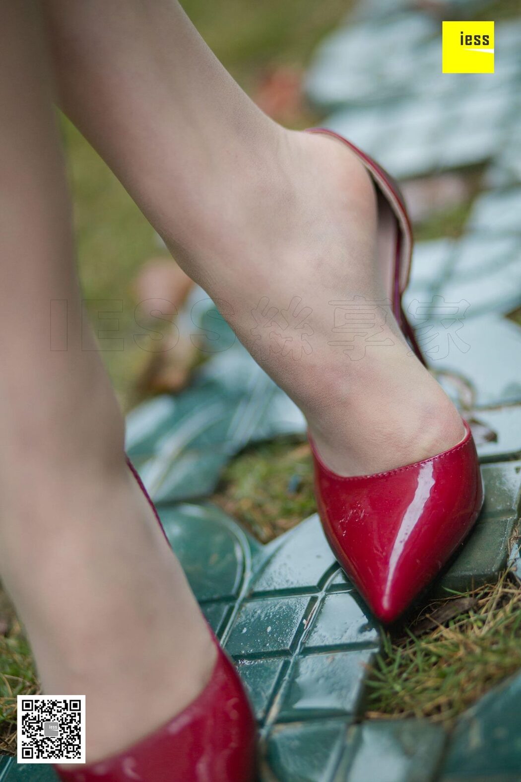 IESS异思趣向 SXJ.410 Yun Zhi