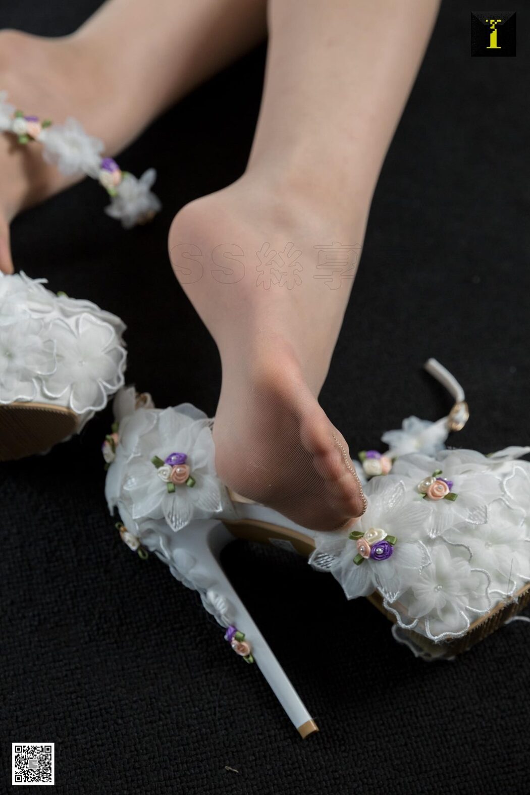 IESS异思趣向 No.540 Yu Zi