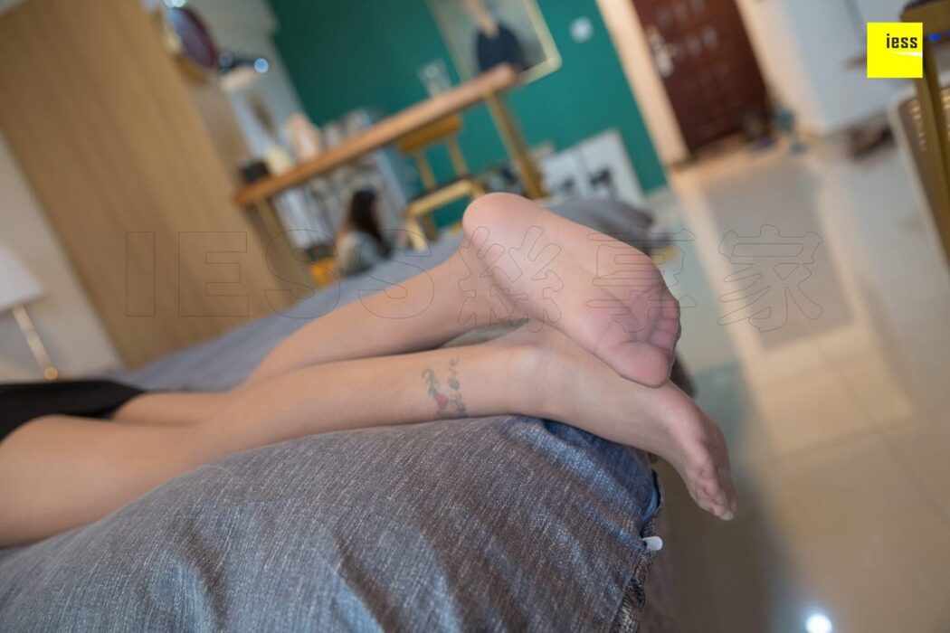 IESS异思趣向 SXJ.407 Xiao Han