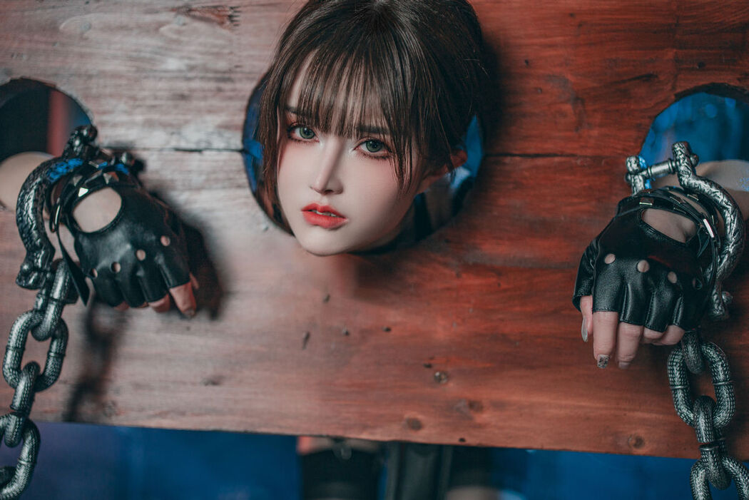 Coser@鹿八岁 &#8211; 特工的堕落 后篇 Part02 (56P)