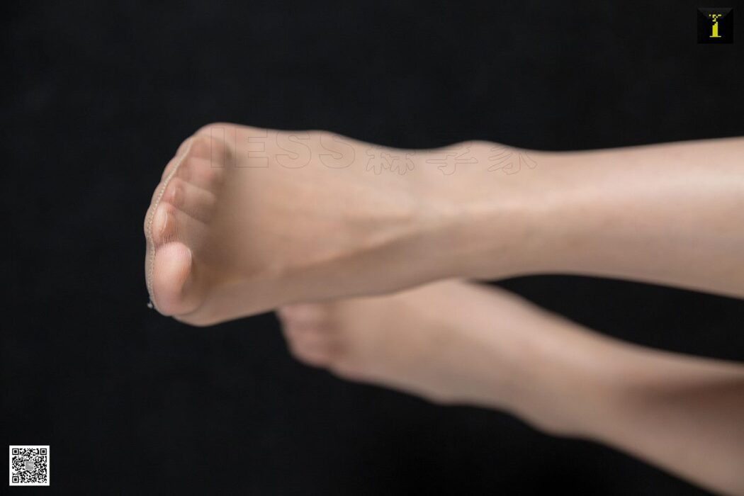 IESS异思趣向 No.535 Yu Zi