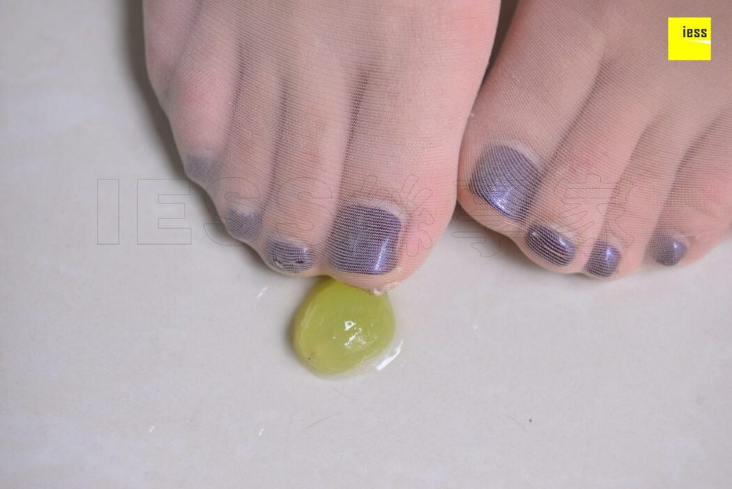 IESS异思趣向 SXJ.408 Qi Qi