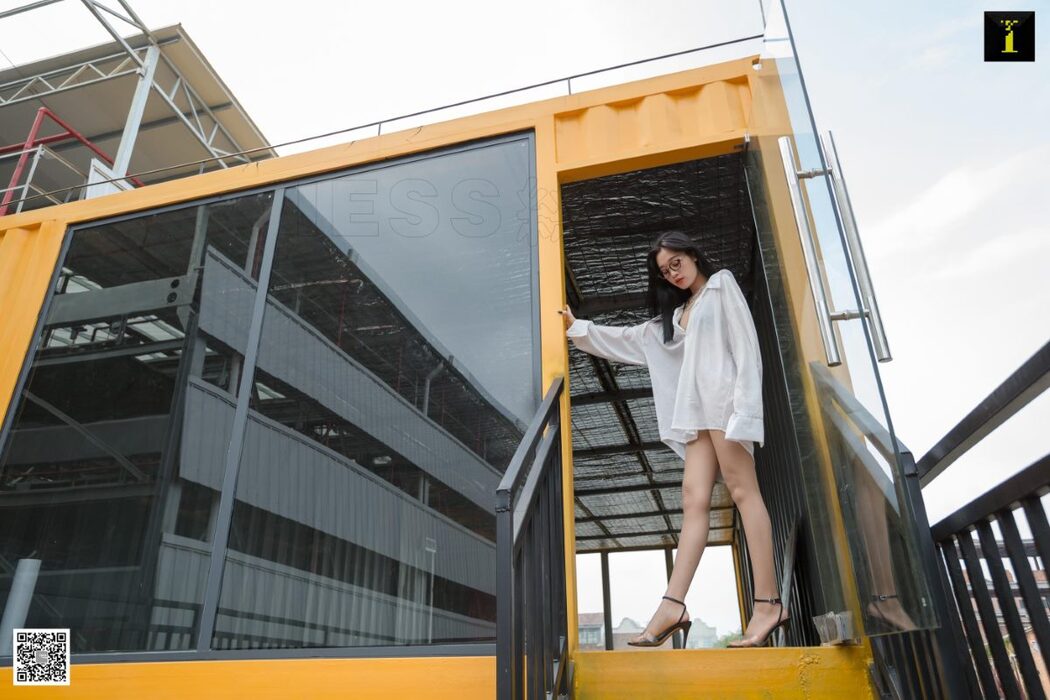 IESS异思趣向 No.533 Ke Le