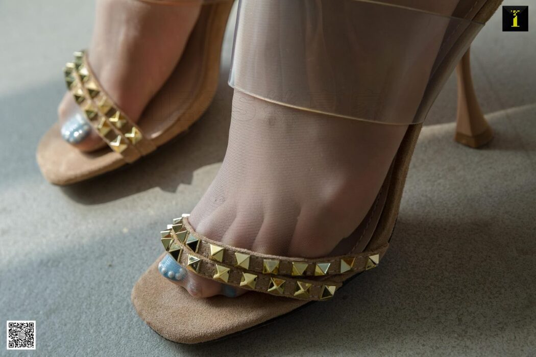 IESS异思趣向 No.599 Jiu Mei