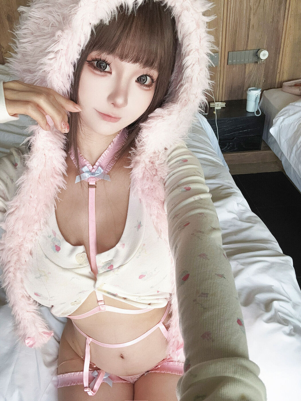 Coser@蠢沫沫 chunmomo &#8211; 2025年05月自拍 Part02 (59P)