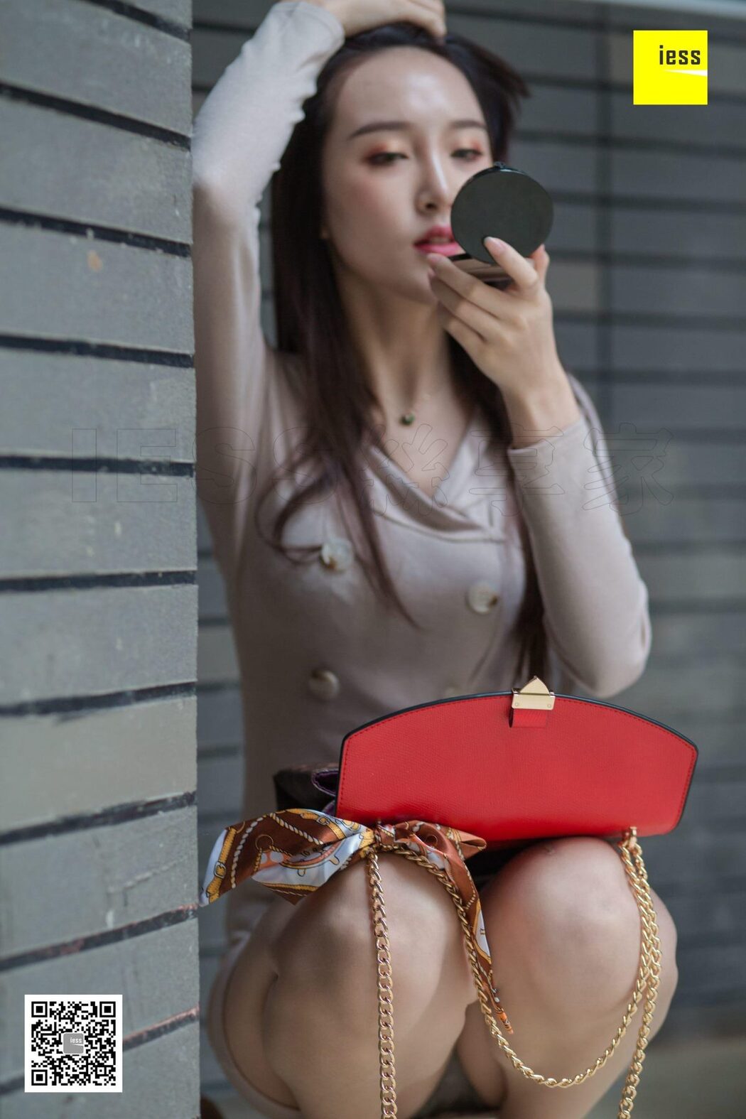 IESS异思趣向 SXJ.410 Yun Zhi