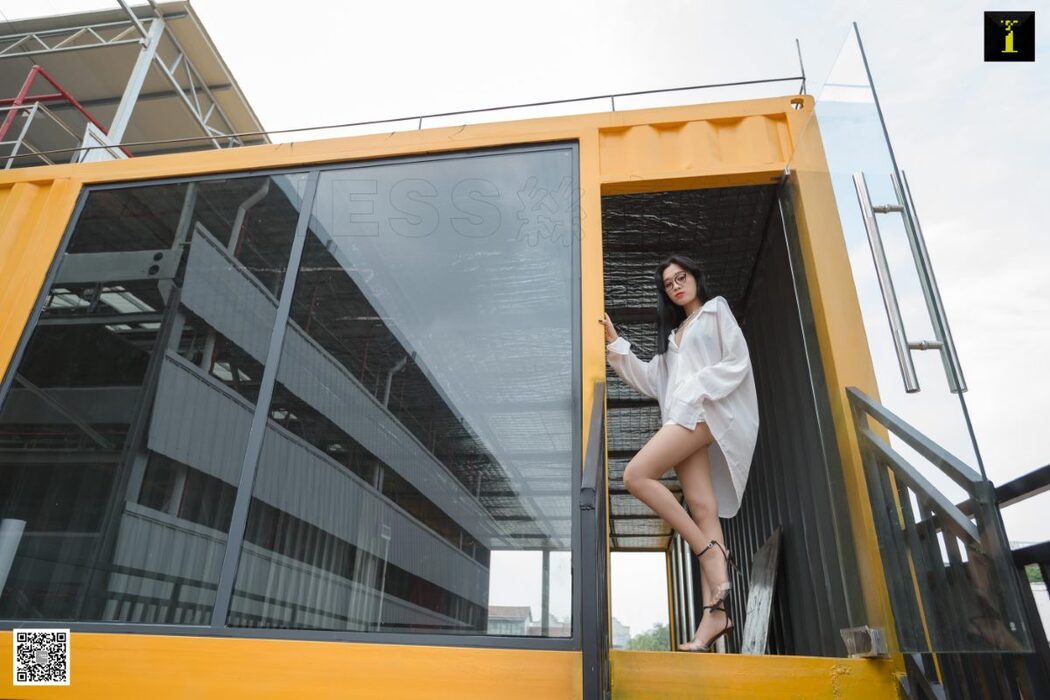 IESS异思趣向 No.533 Ke Le