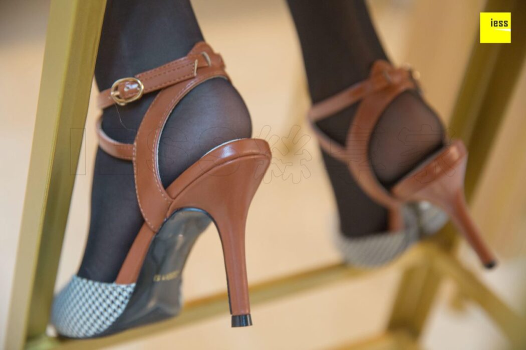 IESS异思趣向 SXJ.412 Xiao Han