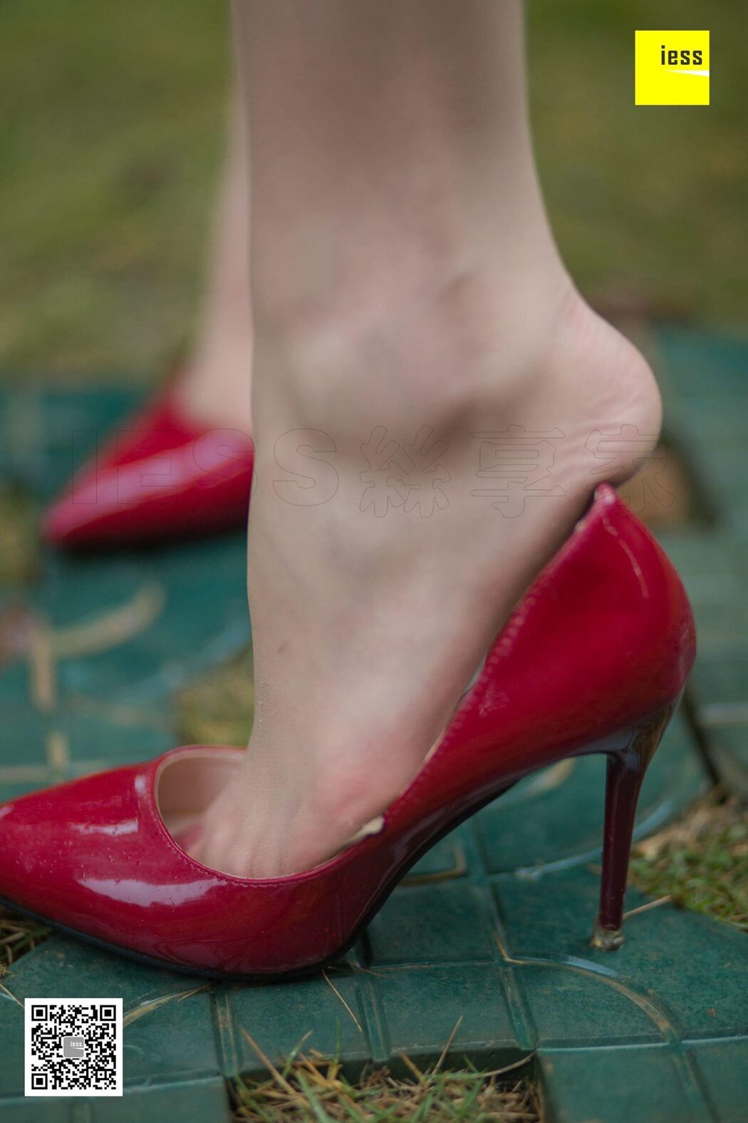 IESS异思趣向 SXJ.410 Yun Zhi