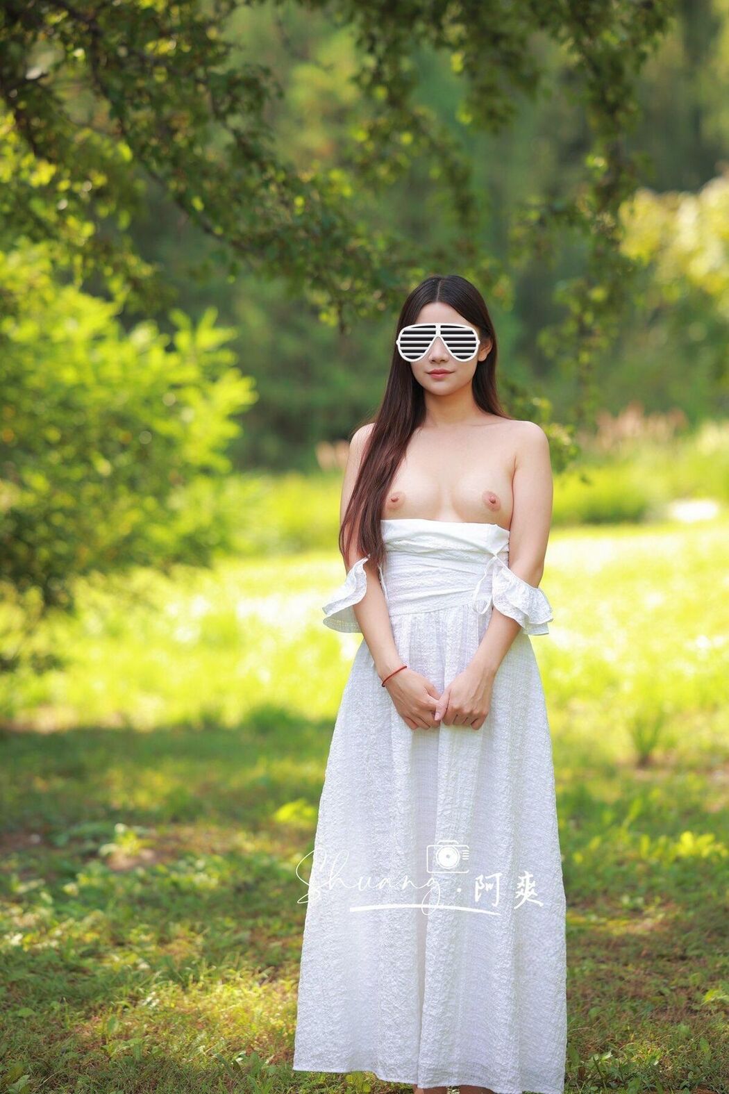 A Shuang Shuang阿爽 Photography – 私拍露出 嫩模福利订阅 Part01 (75P – 27V)