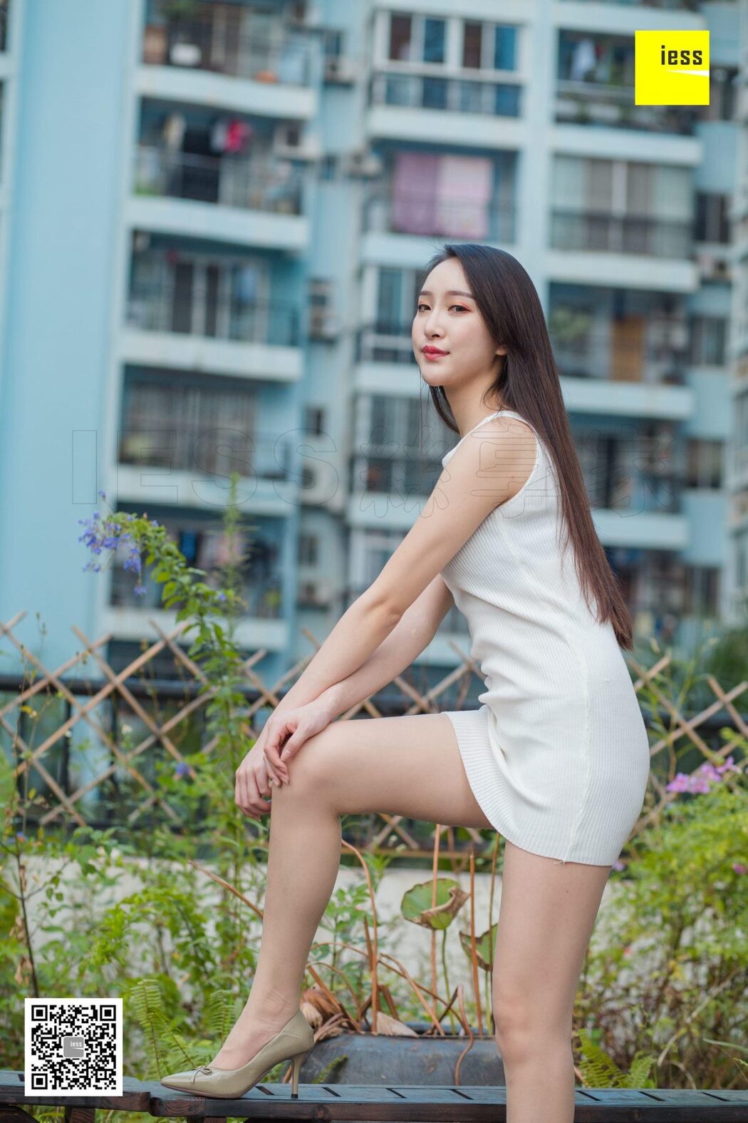 IESS异思趣向 SXJ.404 Yun Zhi