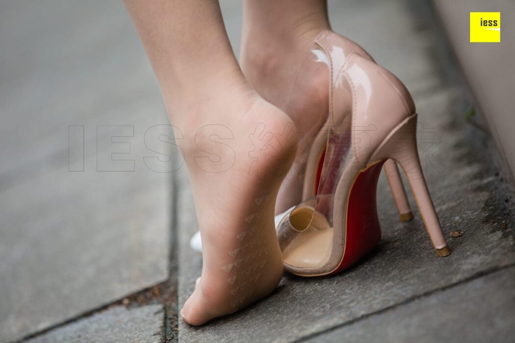 IESS异思趣向 SXJ.405 Xiao Yu