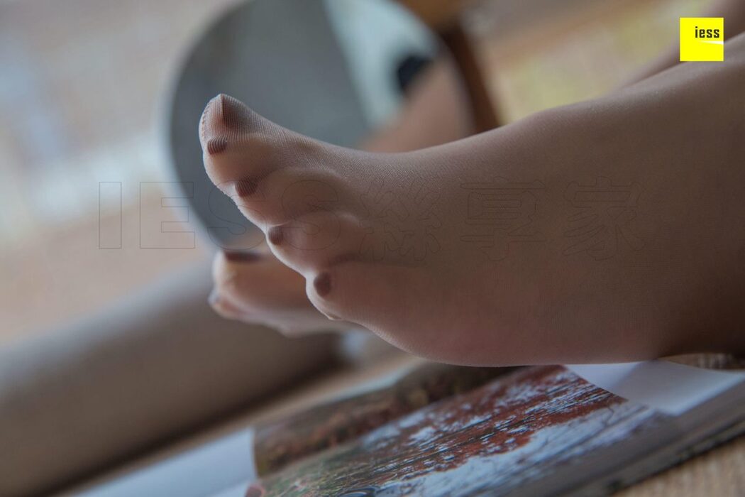 IESS异思趣向 SXJ.413 Jiu Mei