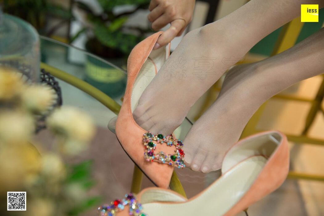 IESS异思趣向 SXJ.421 Wan Ping