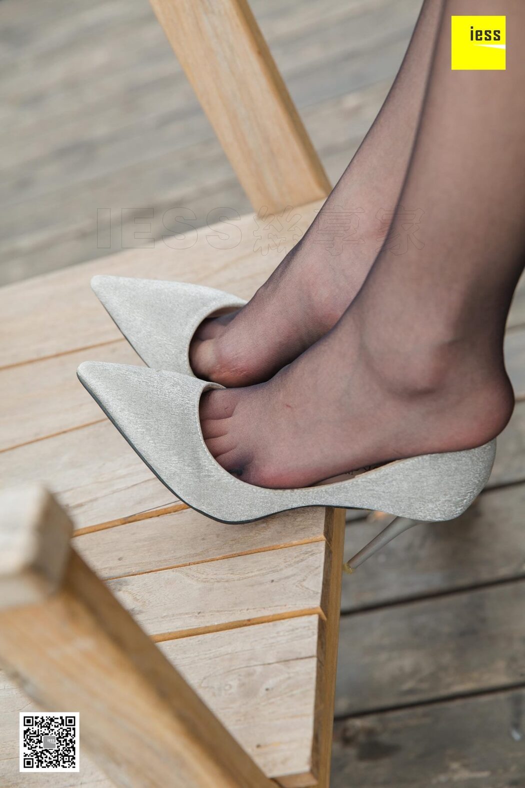 IESS异思趣向 SXJ.416 Yun Zhi