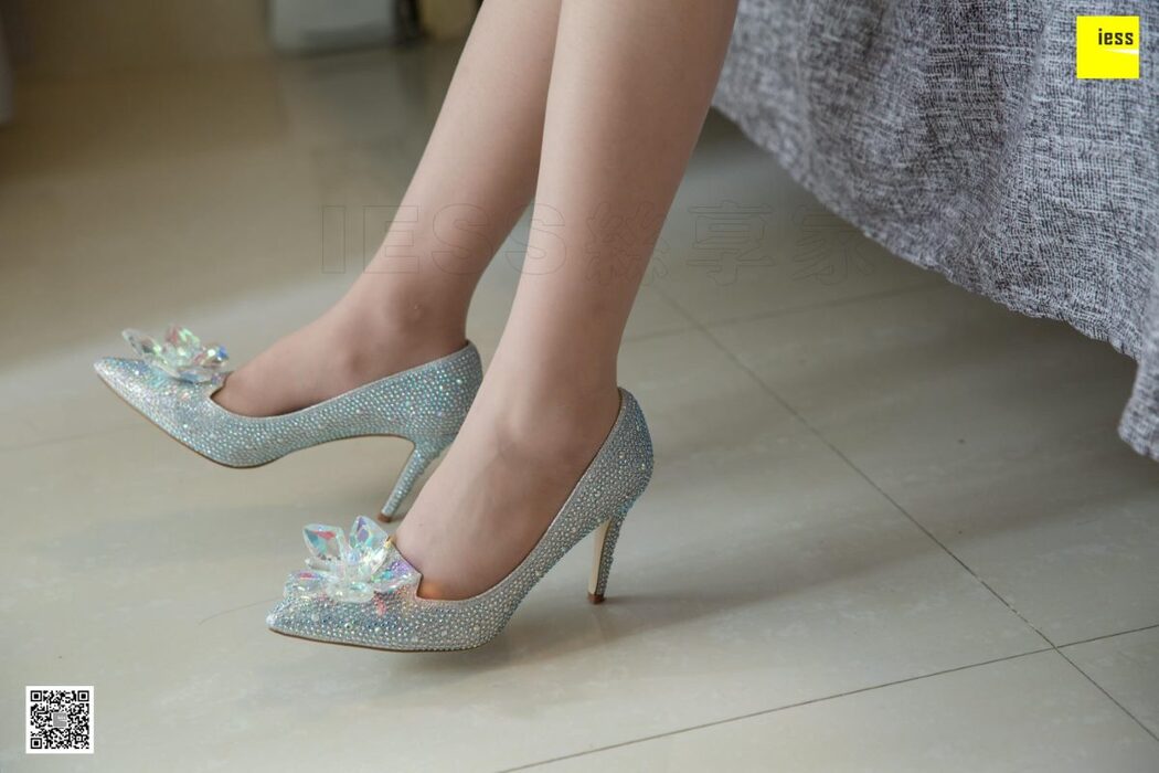 IESS异思趣向 SXJ.423 Jiu Mei