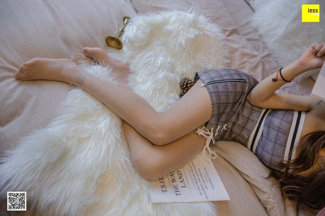 IESS异思趣向 SXJ.419 Xiao Han