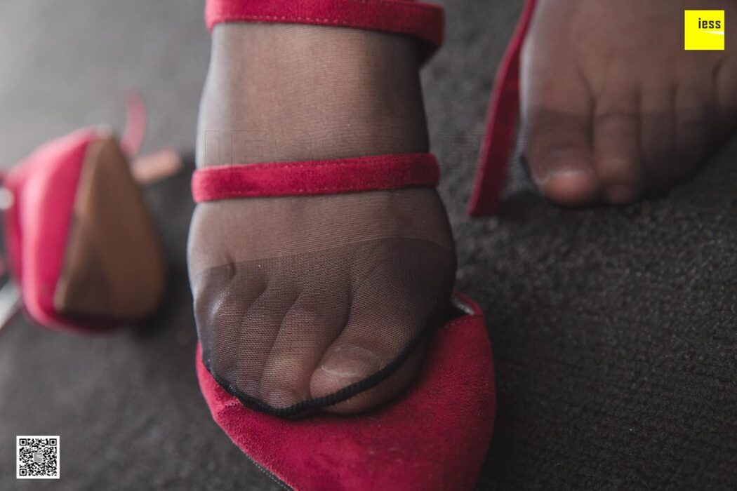 IESS异思趣向 SXJ.457 Qiu Qiu